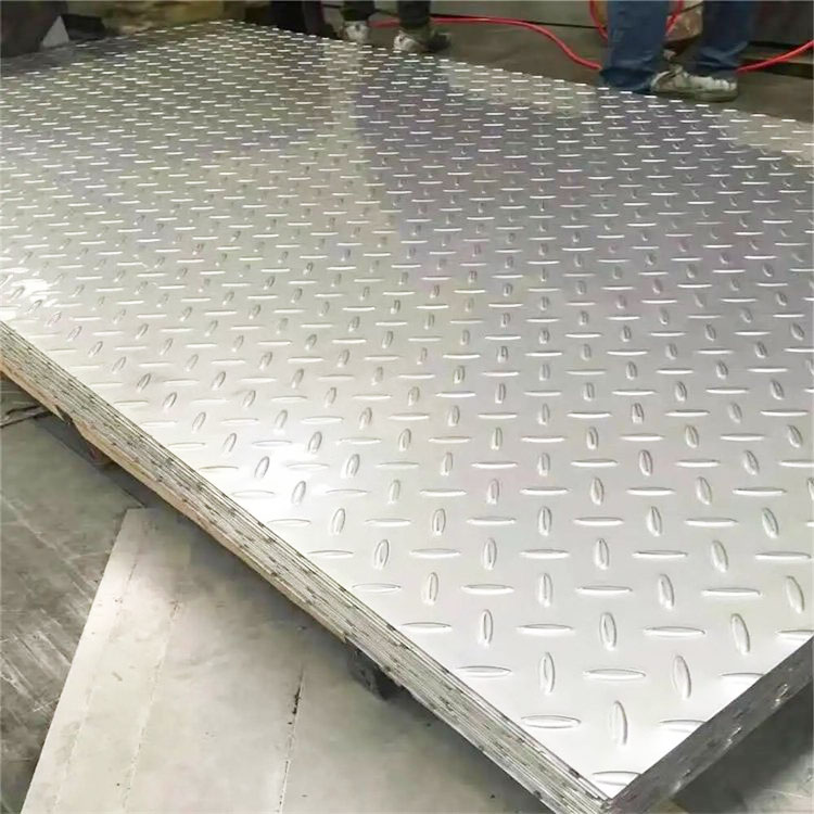 Placa de aluminio cuadriculada Hoja de aluminio