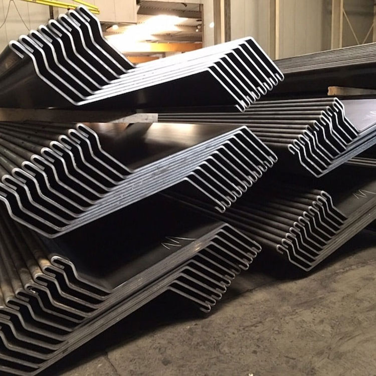 أكوام صفائح الفولاذ المشكلة على البارد