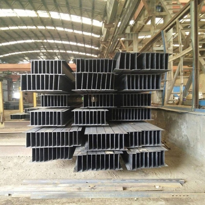 Foreign customers visit the factory and sign a purchase contract